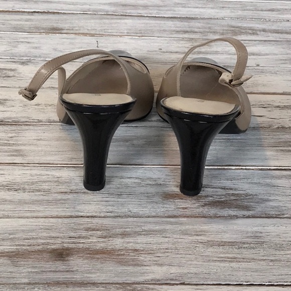 David Tate Soto pointed toe slingback beigew/blck - Picture 2 of 7